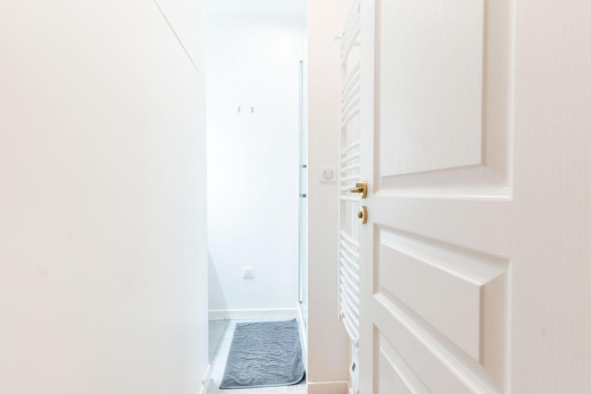 Loft 4 Bedroom Montmartre Pigalle Ac By Lcc Agency ปารีส ภายนอก รูปภาพ