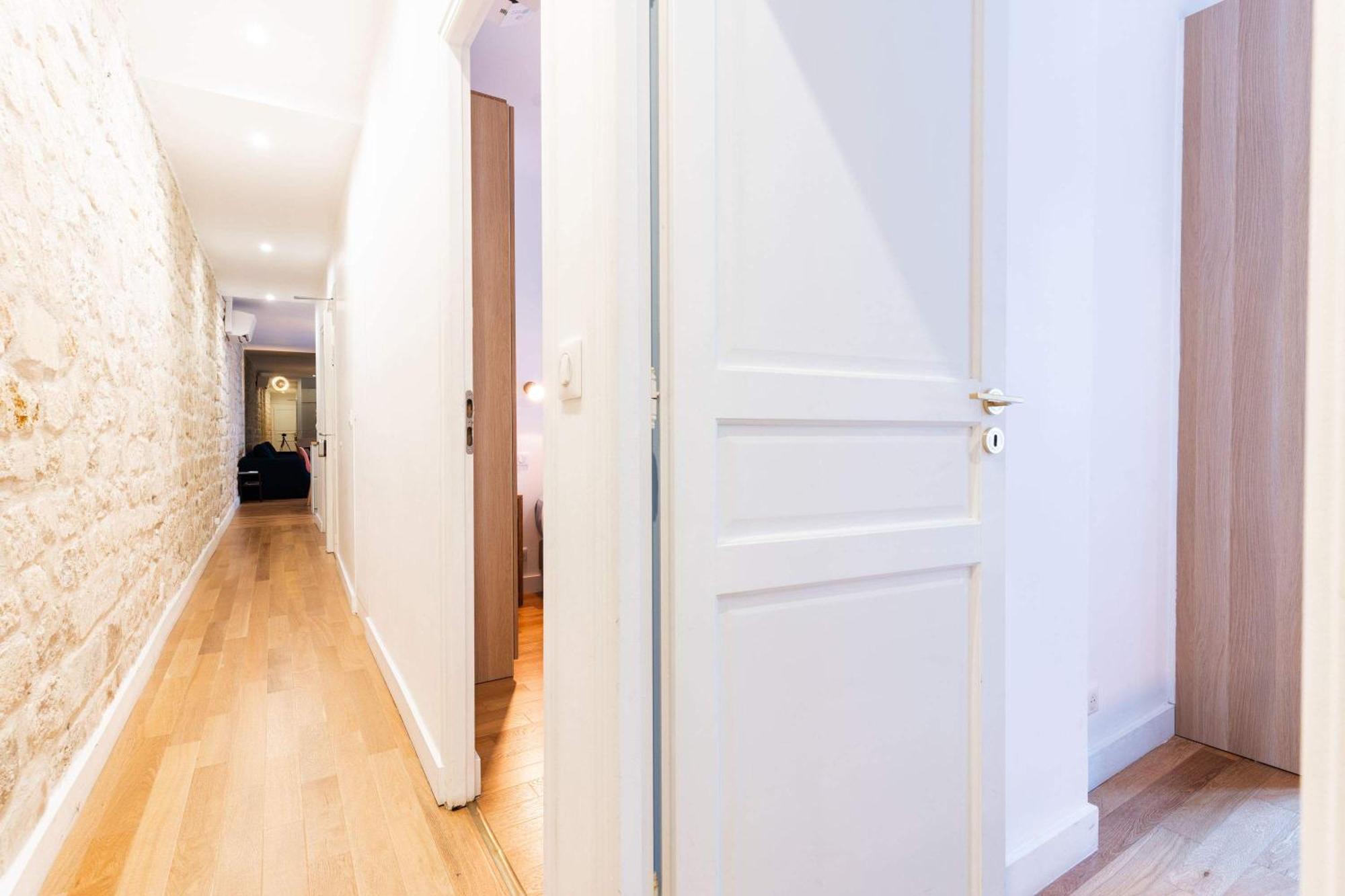 Loft 4 Bedroom Montmartre Pigalle Ac By Lcc Agency ปารีส ภายนอก รูปภาพ