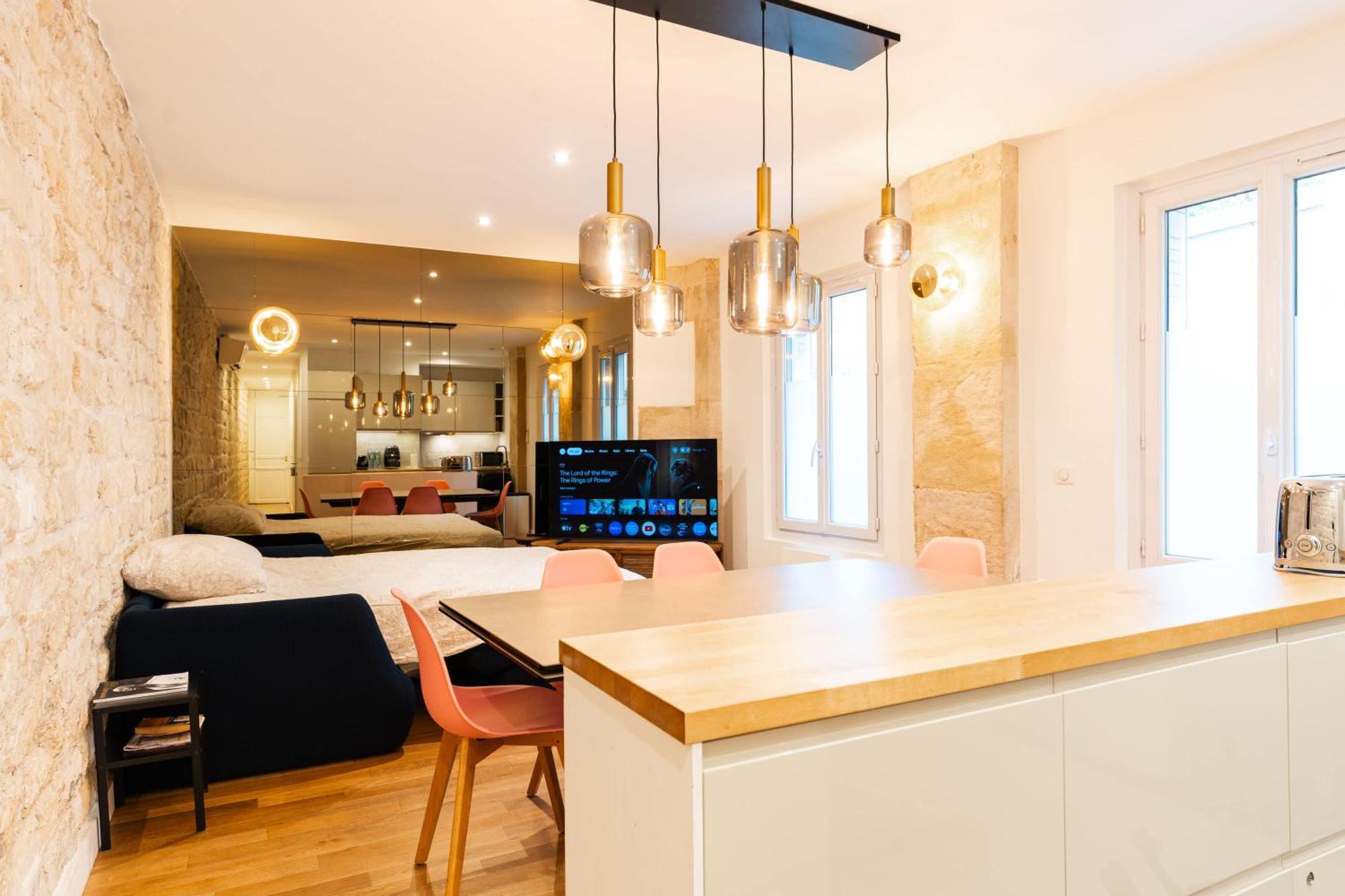 Loft 4 Bedroom Montmartre Pigalle Ac By Lcc Agency ปารีส ภายนอก รูปภาพ